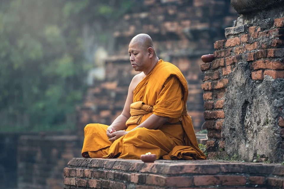 Buddhist meditiert